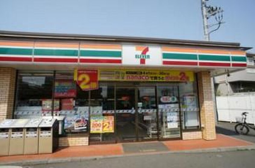 セブンイレブン(コンビニ)まで140m レジデンス・イケダ