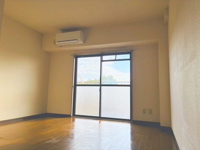 居室 カサベルデ新検見川３