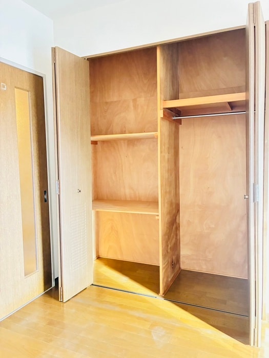 収納 カサベルデ新検見川３