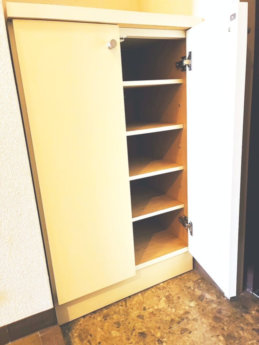 靴箱 カサベルデ新検見川３