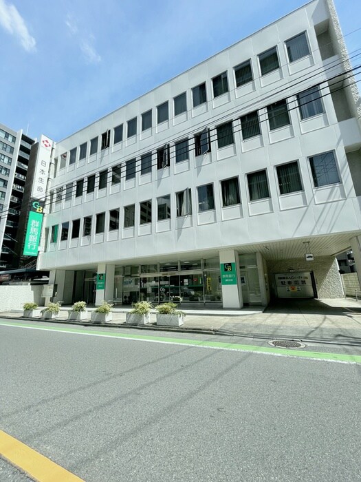 群馬銀行(銀行)まで360m オリーブ　アン　アルボ　トキワ