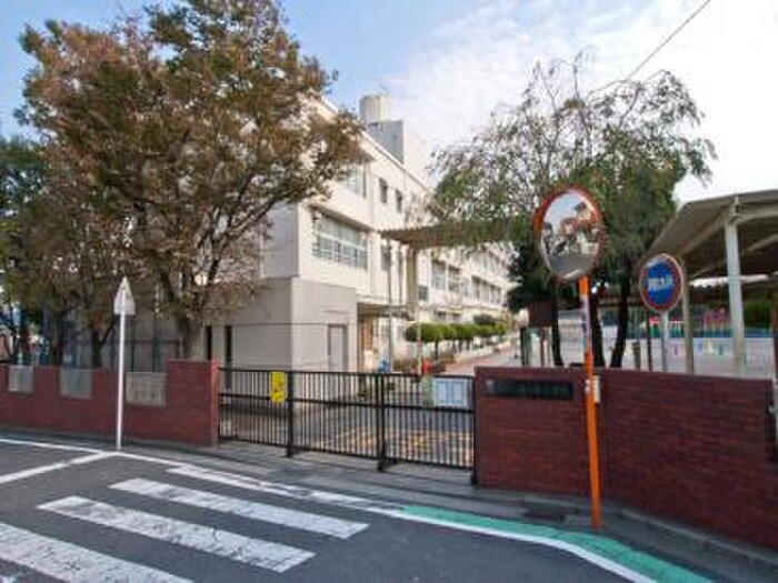 横浜市立藤の木小学校(小学校)まで470m シティハイムイソゴ
