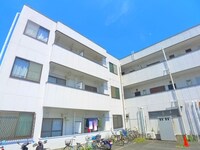 ラ・フォンテ－ヌ