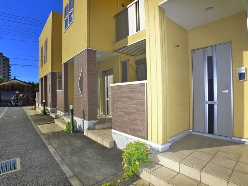 エントランス部分 ナリッシュ