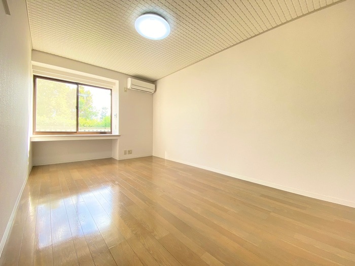 居室 ＧＲＥＥＮ　ＧＡＢＬＥＳ