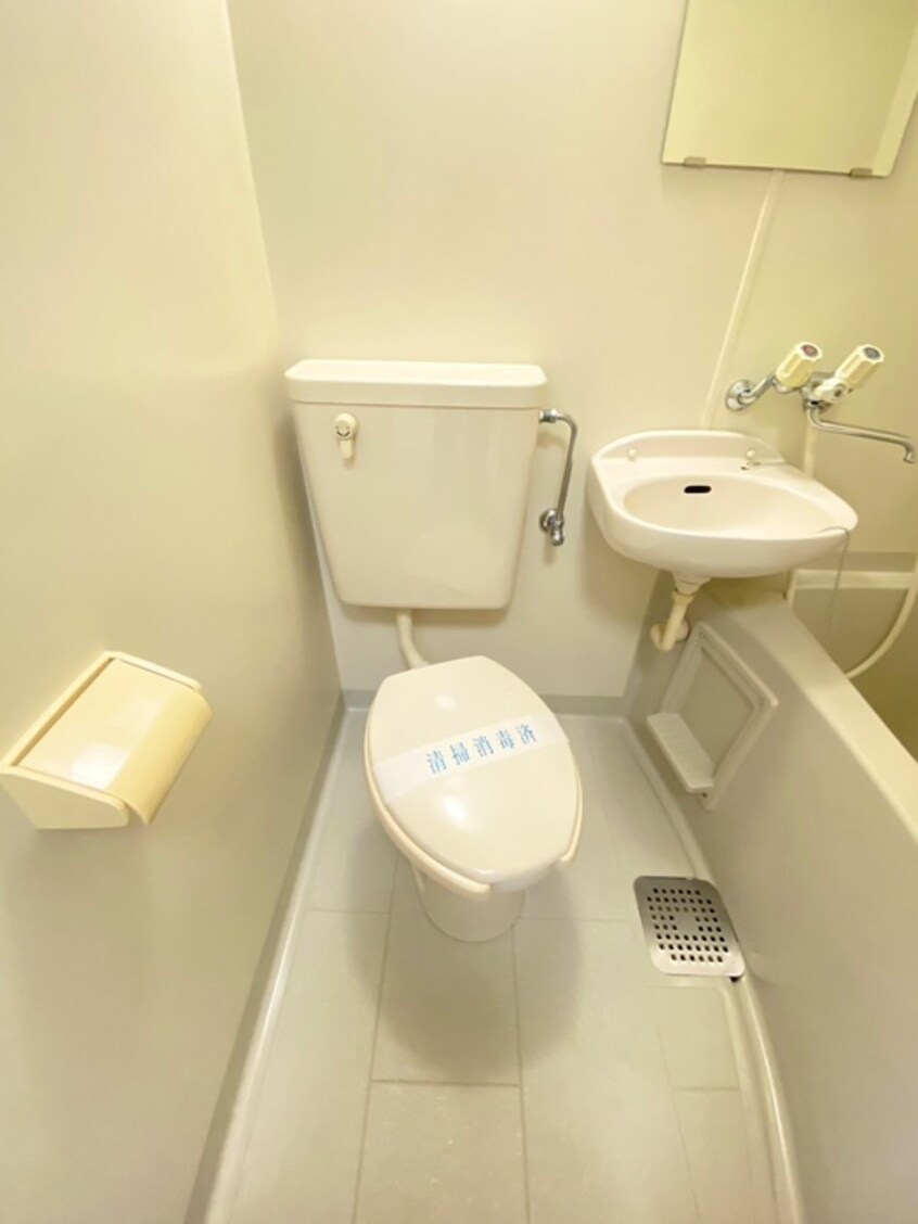 トイレ ＧＲＥＥＮ　ＧＡＢＬＥＳ