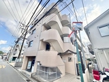 アデナ川和