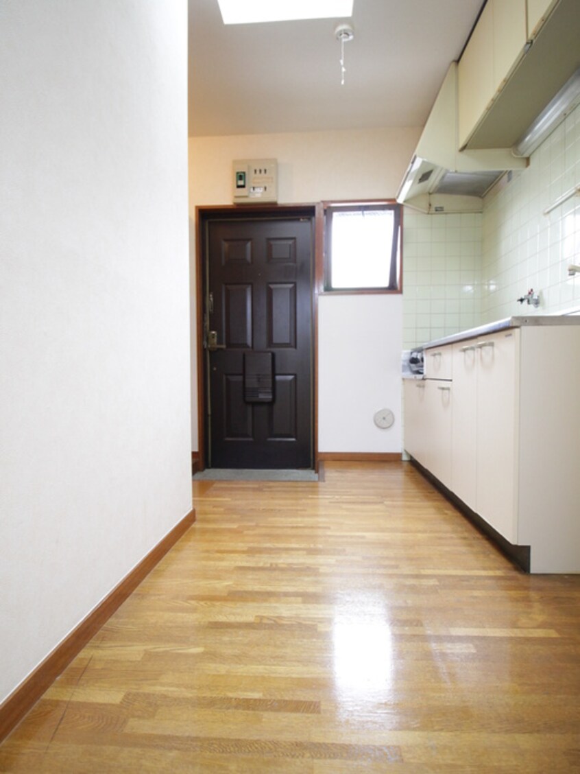 廊下 西尾ハイツ