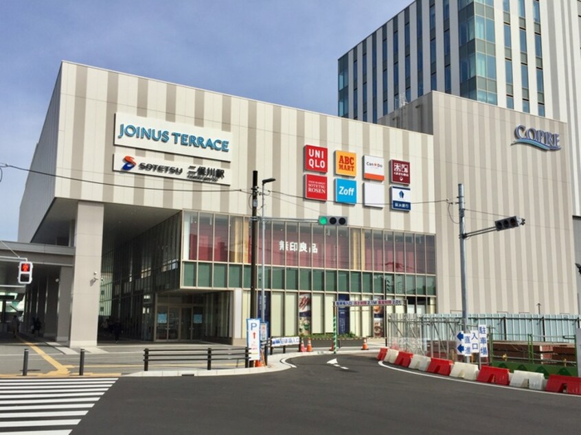 ジョイナステラス二俣川(ショッピングセンター/アウトレットモール)まで500m パルメゾン