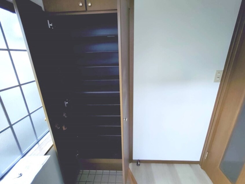 靴箱 コーポ中嶋