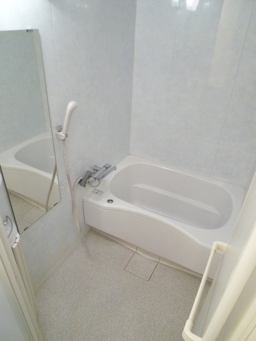 バス／シャワールーム等 サンモ－ル柴又