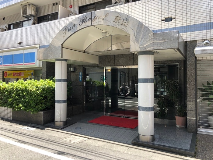 エントランス部分 サンロイヤル東山(708)