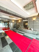 エントランス部分 サンロイヤル東山(708)