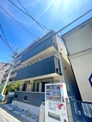 LUCREZIAの外観