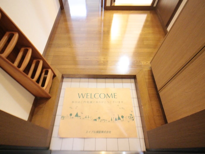 玄関 アクロス８