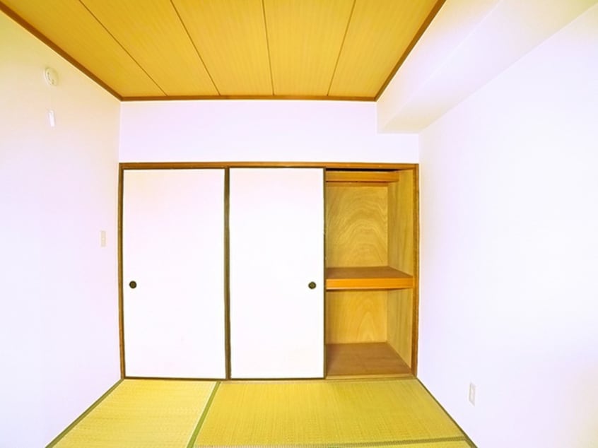 居室 ハイライズ西船弐番館