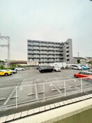 室内からの展望 ロ－レルあざみ野