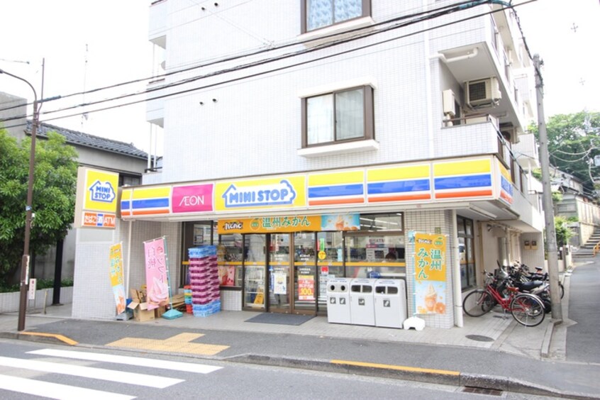 ミニストップ 新大塚店(コンビニ)まで350m 桜荘