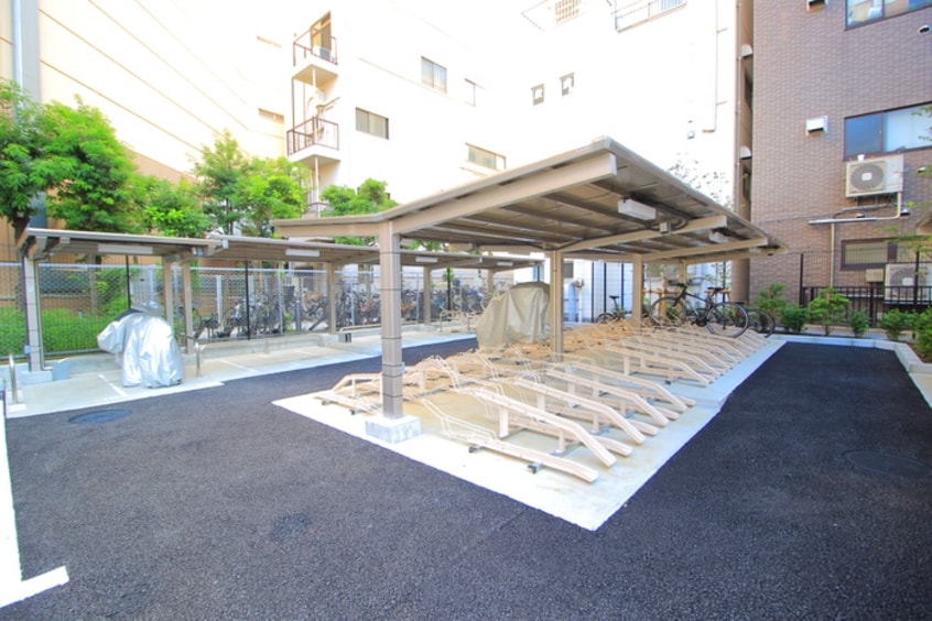 駐輪場 パークアクシス成増二丁目