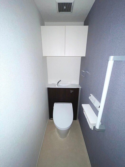 トイレ コンテチェスト２４