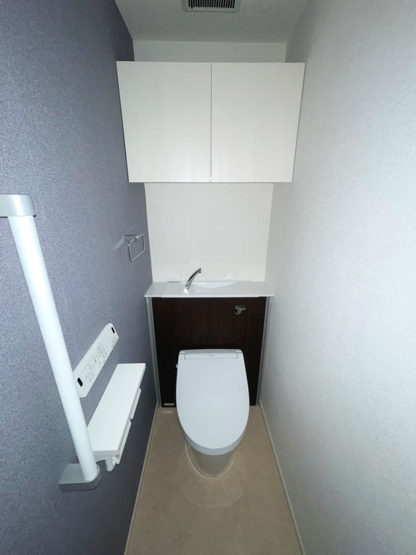 トイレ コンテチェスト２４