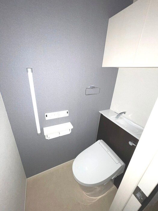 トイレ コンテチェスト２４