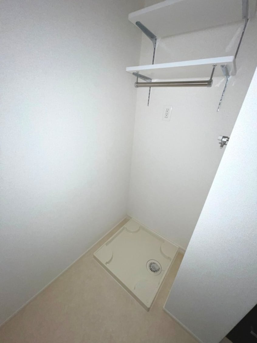 洗濯機置場 コンテチェスト２４