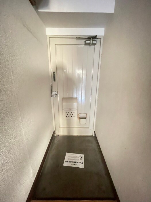 玄関 三沢ビル