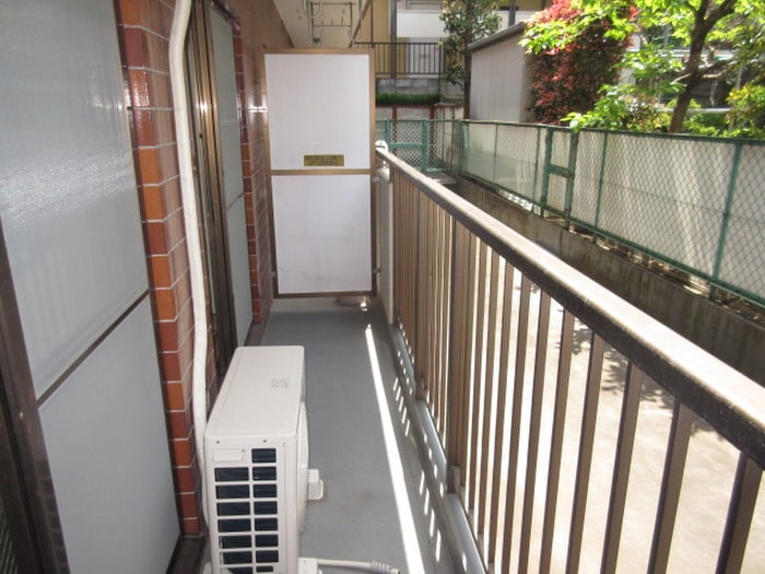 ベランダ・バルコニー ファミールＣ