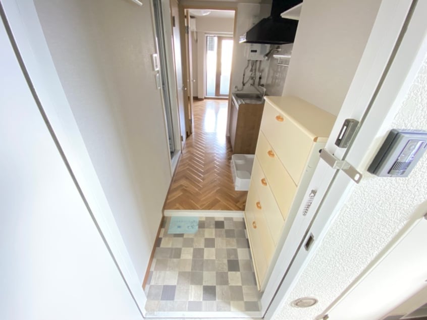 玄関 パ－プル南街