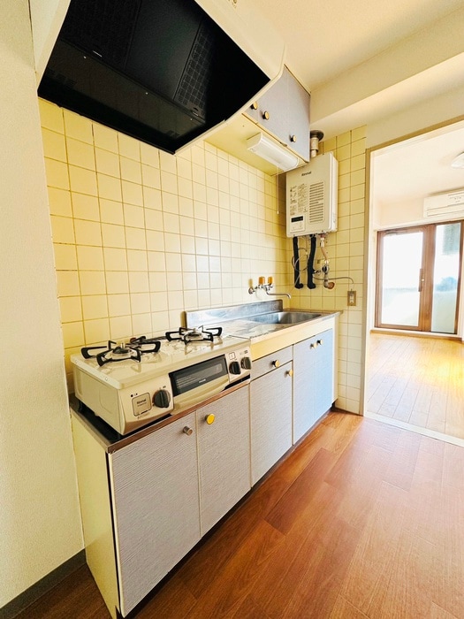 キッチン パ－プル南街