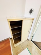 靴箱 パ－プル南街