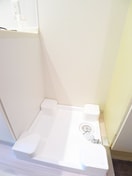 洗濯機置場 グランヒル松戸