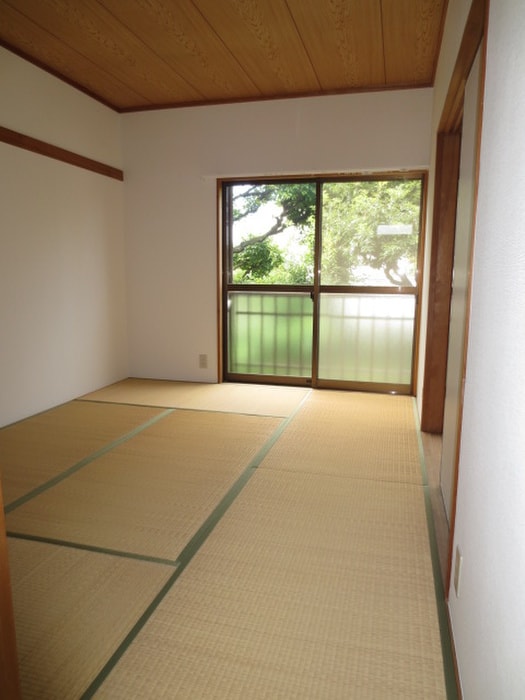 居室 ファミ―ユ田園