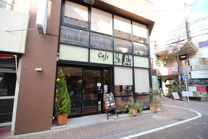 ベルべ(その他飲食（ファミレスなど）)まで400m 姫りんご