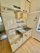 キッチン ルネッサンス代々木 ８５