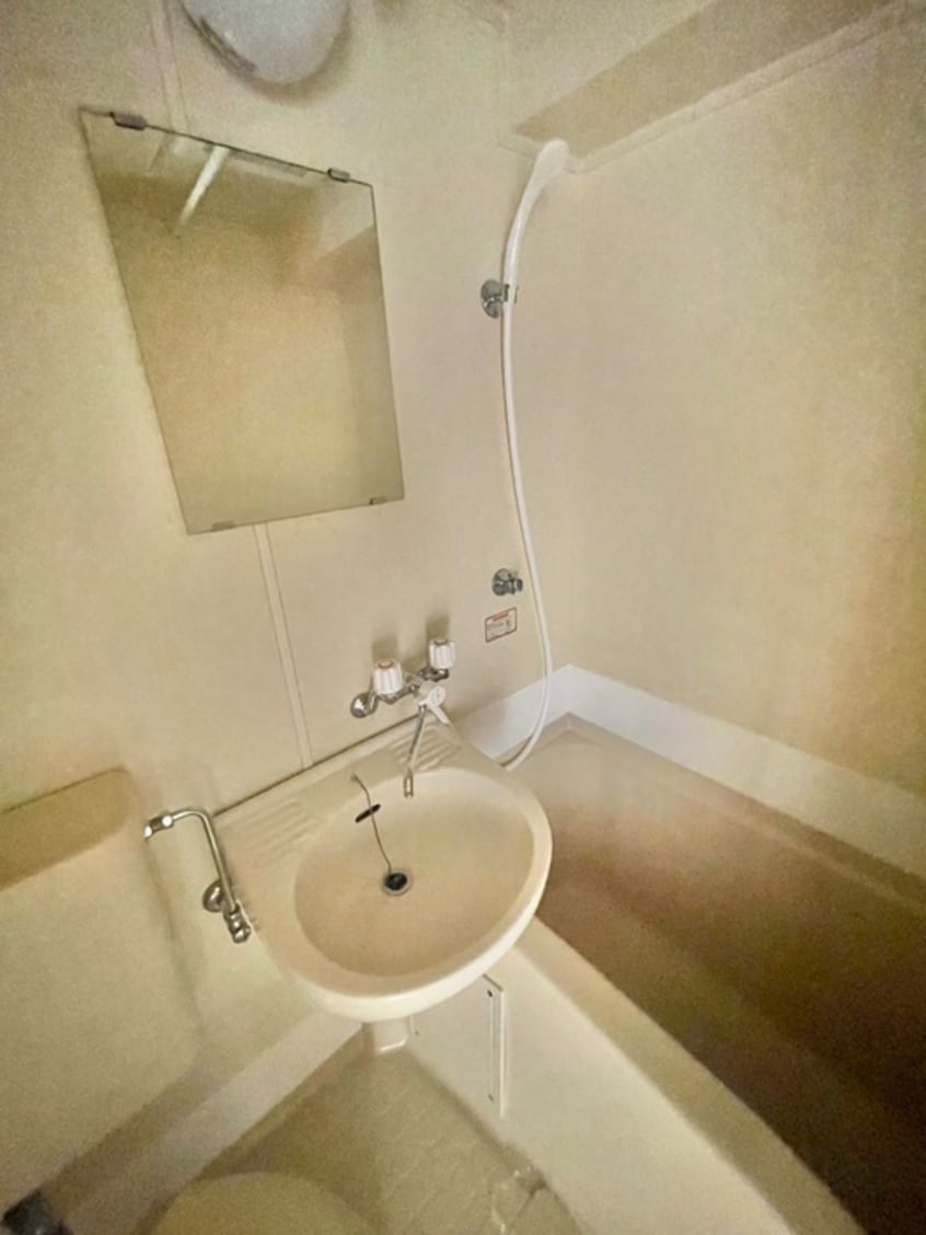 洗面 ルネッサンス代々木 ８５