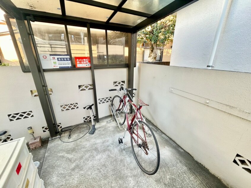 駐輪場 ヴィエンナ