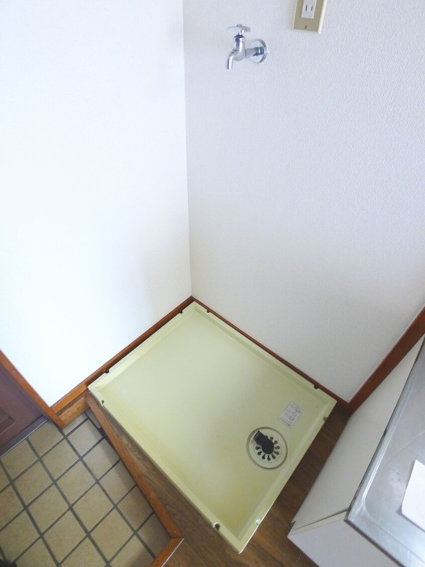 洗濯機置場 ＭＡＮＳＩＯＮ　ＳＡＴＯ