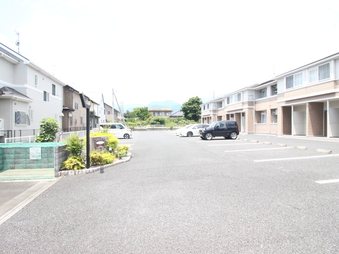 駐車場 ソフィア