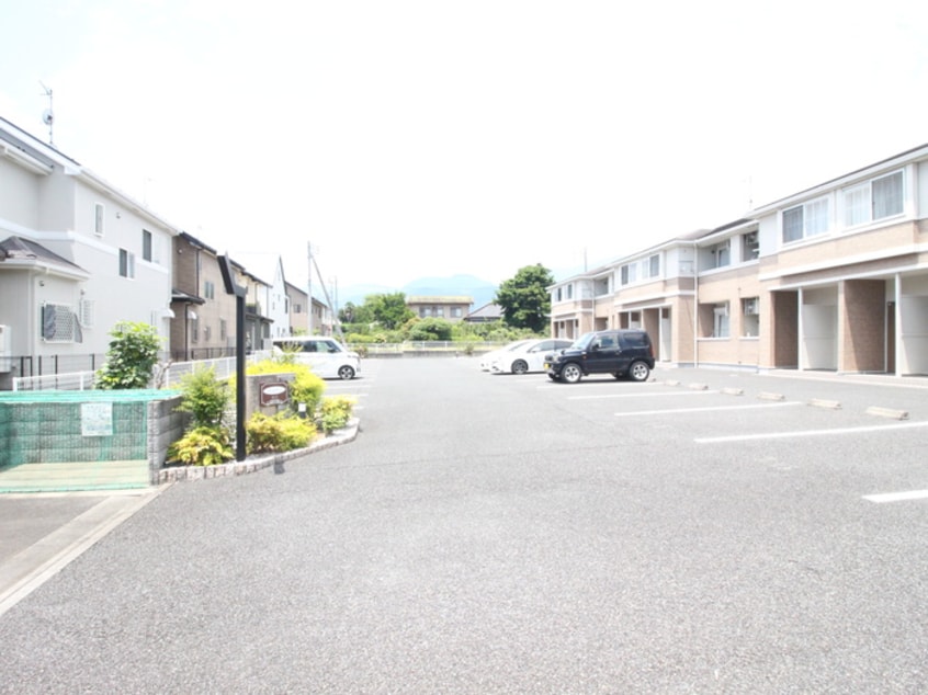 駐車場 ソフィア