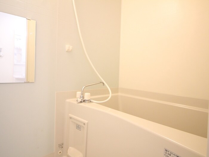 バス／シャワールーム等 メルディア新里町