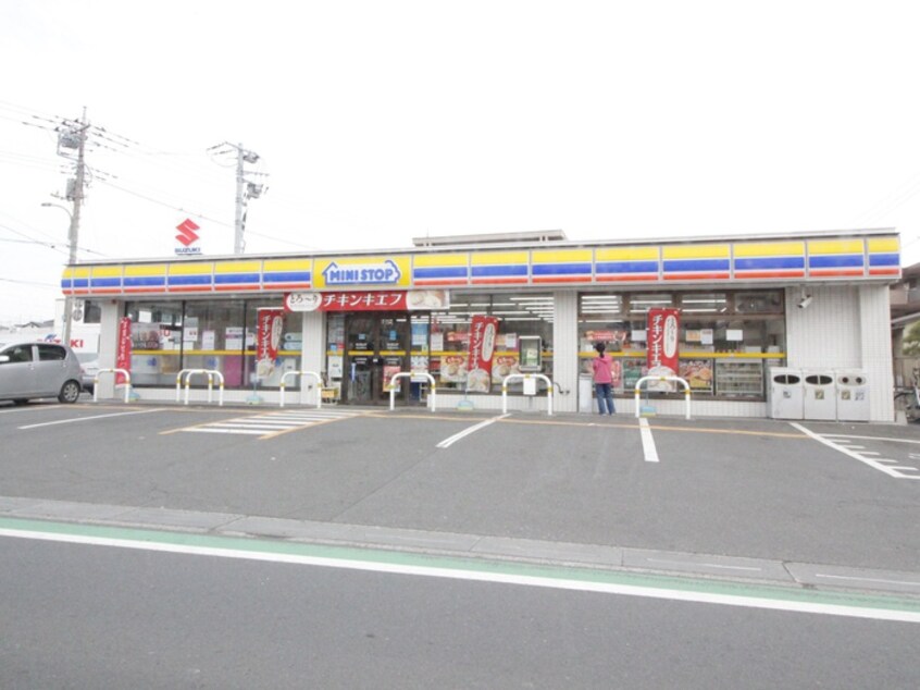 ミニストップ(コンビニ)まで350m メルディア新里町