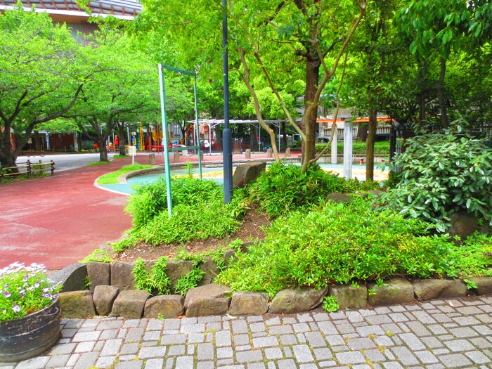 鉄砲洲児童公園(公園)まで400m BluRock銀座ｲｰｽﾄ