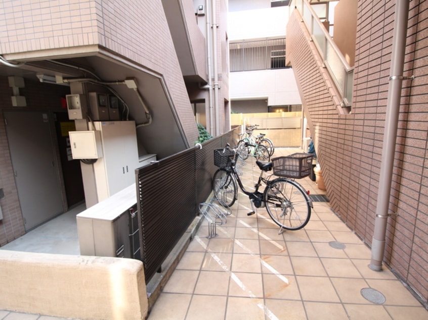 駐輪場 グランドール新丸子