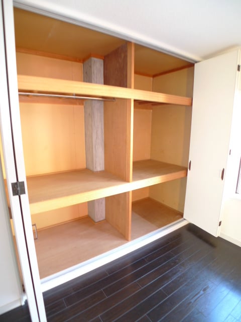 収納 フォレストハイツ