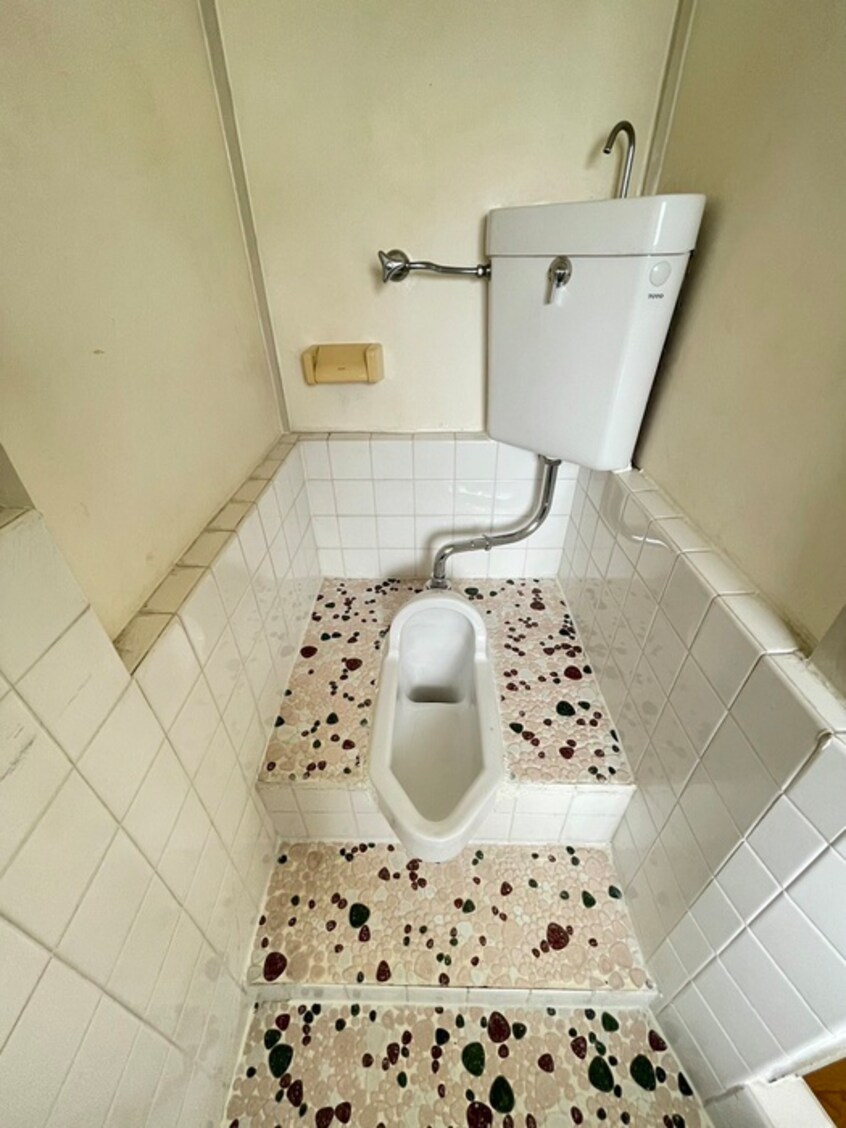 トイレ 中伸荘