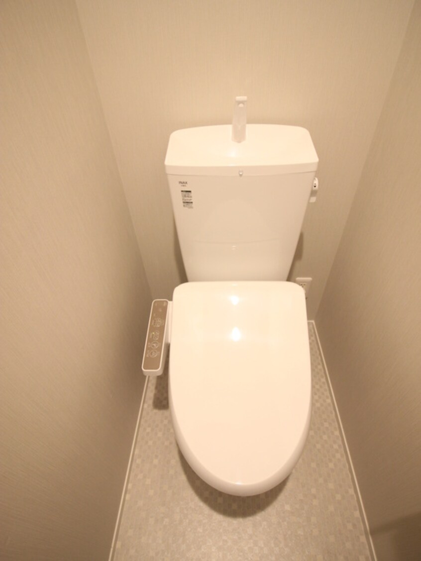 トイレ THE　BALCONY