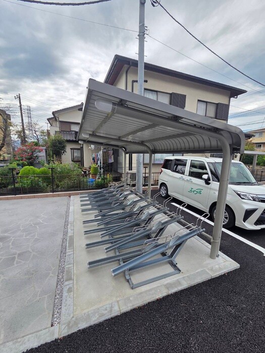 駐輪場 ベルクワルツ座間