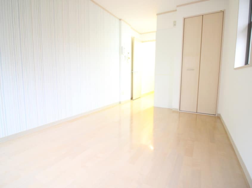 居室 ルペールＥ